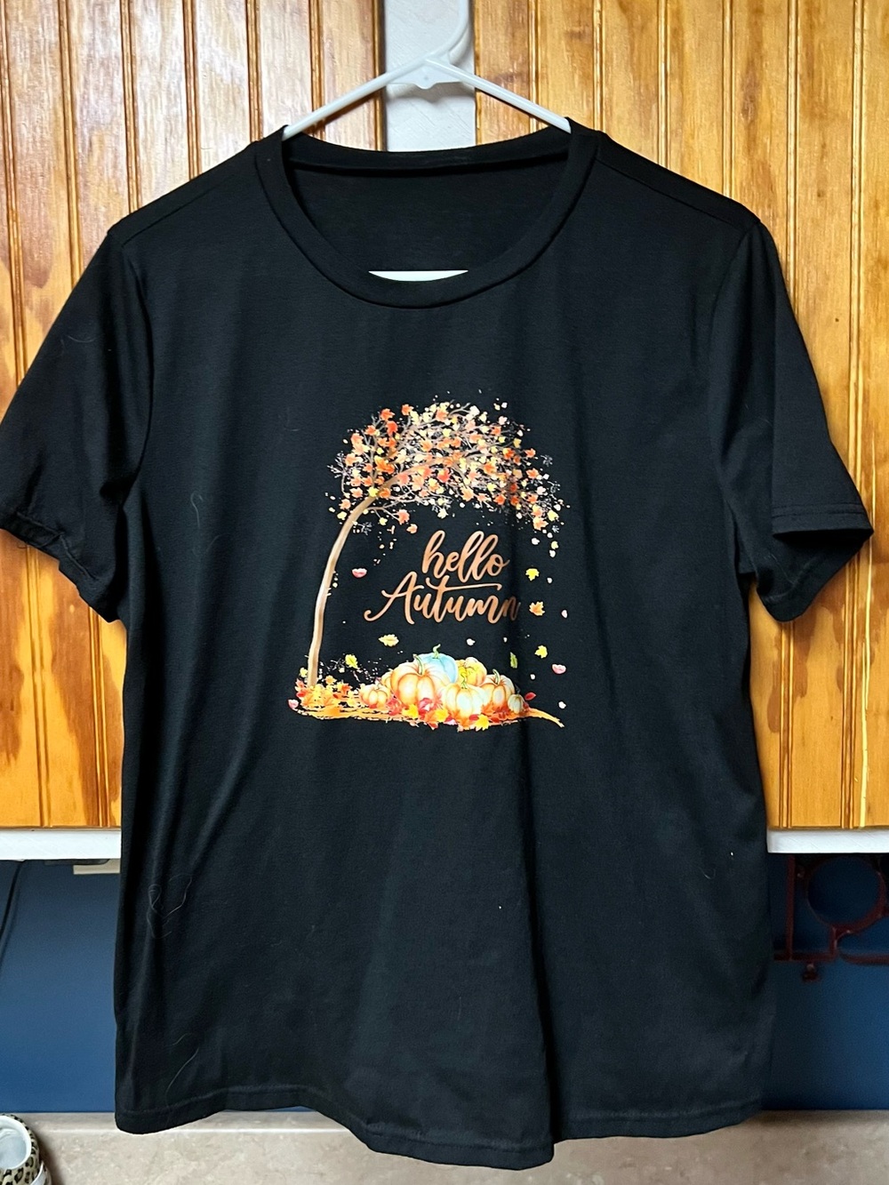Hello Autumn Black Graphic Tee size L